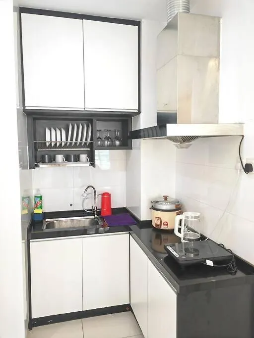 Apartment 2Bedroom 2Bath 13Th Seaview Mansionone Gurney George Town
